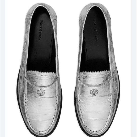 Tory Burch Silver Leather Metallic slip on Loafers/Dust Bag size 6 $358 - Picture 4 of 9